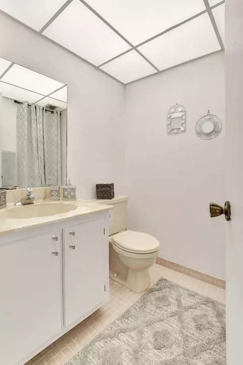 131 Capri C, Delray Beach, FL 33484 photo 20