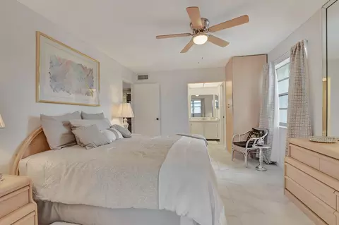 131 Capri C, Delray Beach, FL 33484 photo 14
