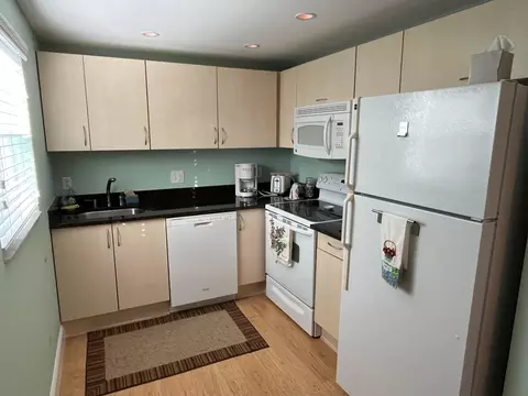 165 Monaco D, Delray Beach, FL 33446 photo 3