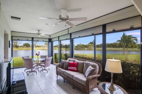 5618 Parkwalk Cir E, Boynton Beach, FL 33472