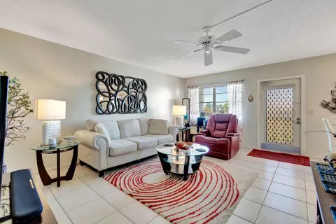 3002 Cornwall A, Boca Raton, FL 33434 photo 5