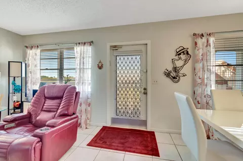 3002 Cornwall A, Boca Raton, FL 33434 photo 3