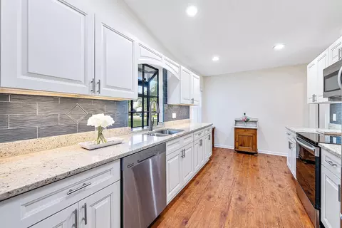 6771 SE Lillian Ct, Stuart, FL 34997 photo 13