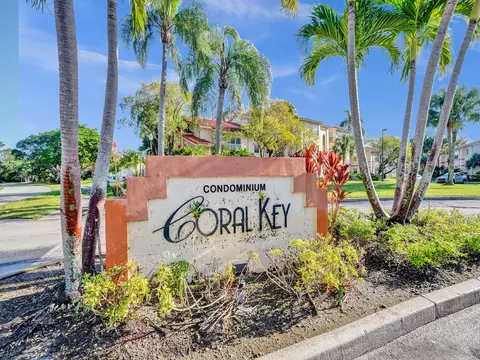 3440 Pinewalk Dr N #522, Margate, FL 33063