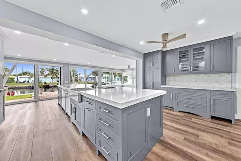 249 SE 3rd Ter, Pompano Beach, FL 33060 photo 13