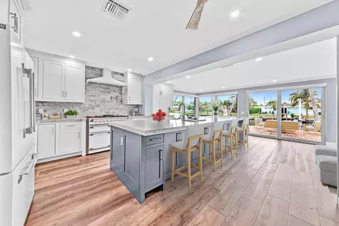 249 SE 3rd Ter, Pompano Beach, FL 33060 photo 4