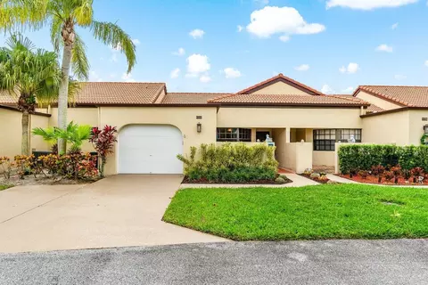 8232 Waterline Dr, Boynton Beach, FL 33472