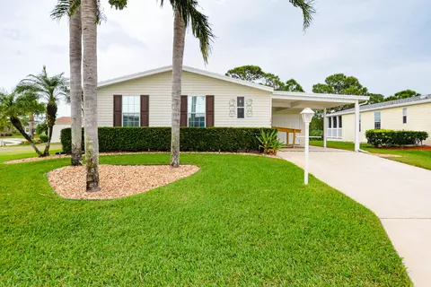 7638 Eastern Bluebird Dr, Port Saint Lucie, FL 34952