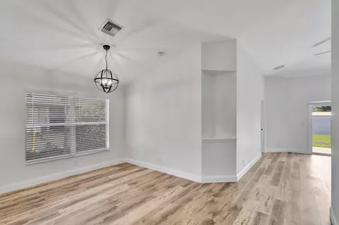 6746 3rd St, Jupiter, FL 33458 photo 8
