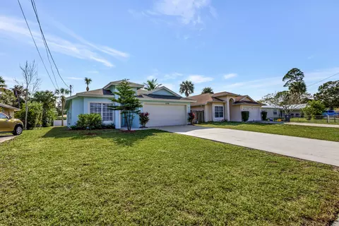 6746 3rd St, Jupiter, FL 33458 photo 4