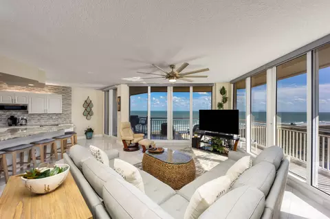 2900 N Highway A1a #8D, Hutchinson Island, FL 34949