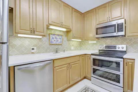 5986 SE Riverboat Dr #535, Stuart, FL 34997 photo 15