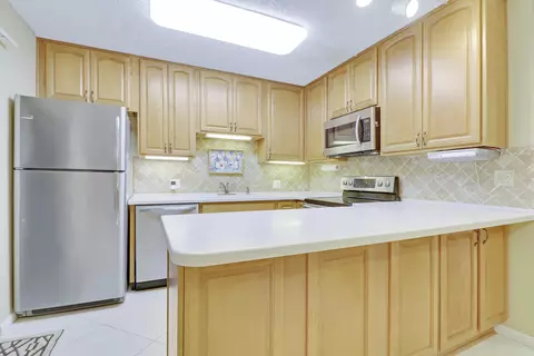 5986 SE Riverboat Dr #535, Stuart, FL 34997 photo 13