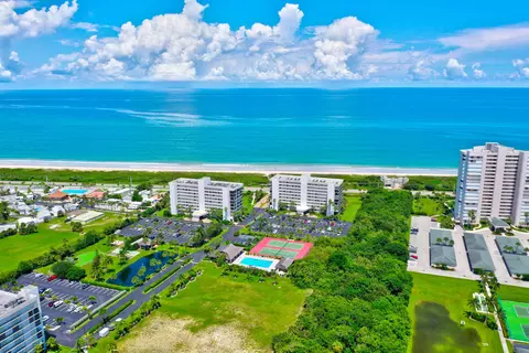 5055 N Highway A1a #102, Hutchinson Island, FL 34949