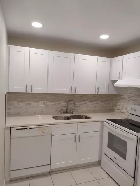 227 Sussex L #2270, West Palm Beach, FL 33417