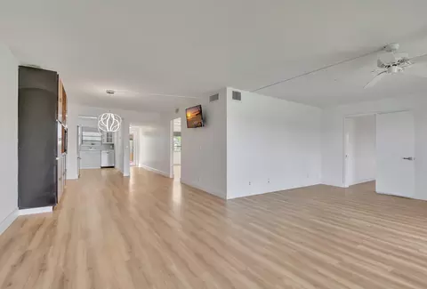 3086 Wolverton E #3086, Boca Raton, FL 33434 photo 3
