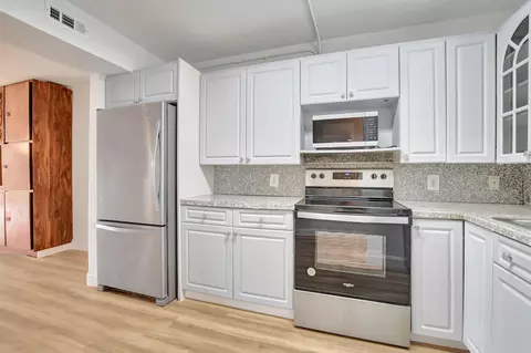 3086 Wolverton E #3086, Boca Raton, FL 33434 photo 5