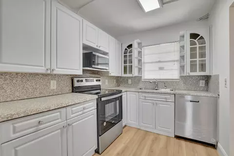 3086 Wolverton E #3086, Boca Raton, FL 33434 photo 6