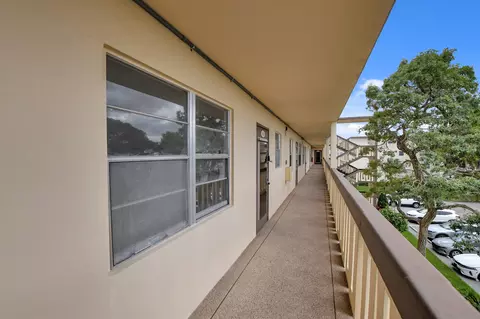 3086 Wolverton E #3086, Boca Raton, FL 33434 photo 28