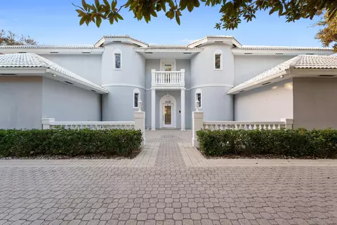 18385 SE Village Cir, Jupiter, FL 33469