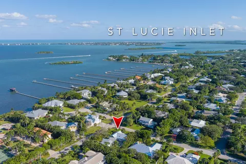 85 S Sewalls Point Rd, Sewalls Point, FL 34996 photo 2