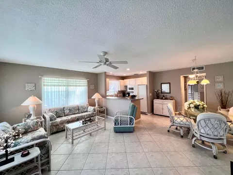 310 Sheffield M, West Palm Beach, FL 33417