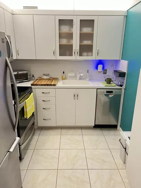 235 Chatham L, West Palm Beach, FL 33417
