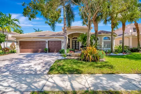 6052 Country Estates Dr, Lake Worth, FL 33467