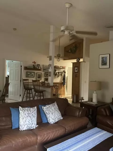 5300 SE Dell St, Stuart, FL 34997 photo 5