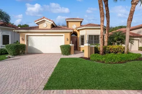 9732 Isles Cay Dr, Delray Beach, FL 33446