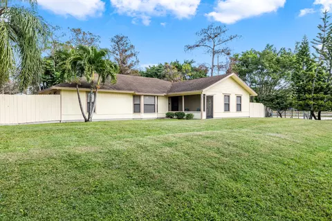 16887 W Cornwall Dr, Loxahatchee, FL 33470