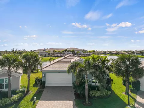 12193 SW Jasper Lake Way, Port Saint Lucie, FL 34987