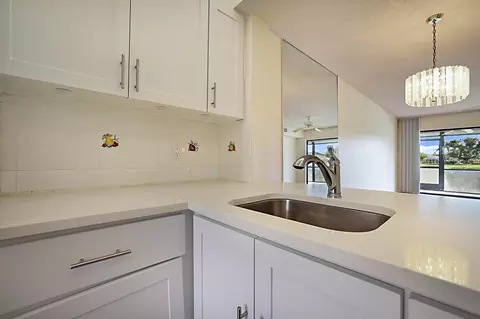 1201 Pinecrest Cir #D, Jupiter, FL 33458 photo 9