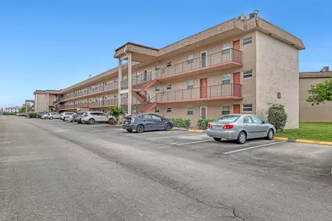 721 Lori Dr #303, Palm Springs, FL 33461