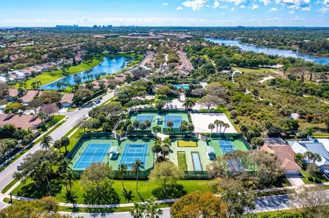 129 Harbourside Cir, Jupiter, FL 33477 photo 10