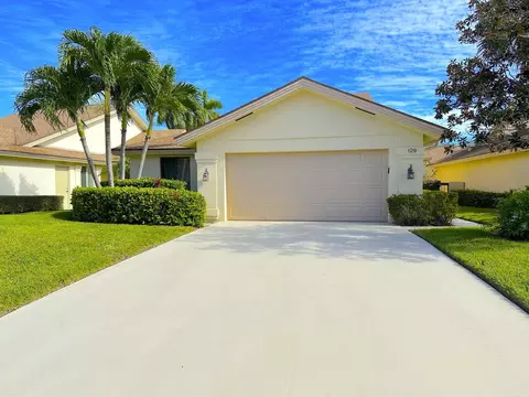 129 Harbourside Cir, Jupiter, FL 33477 photo 1