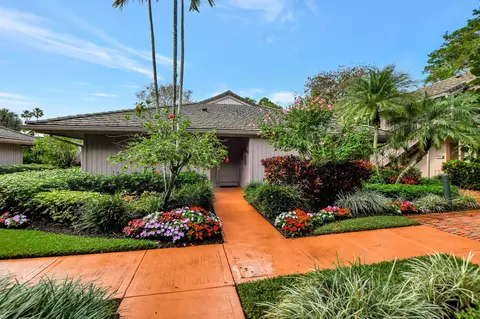 7077 Rain Forest Dr, Boca Raton, FL 33434