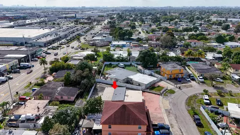 1421 E 9th Ct, Hialeah, FL 33010 photo 40