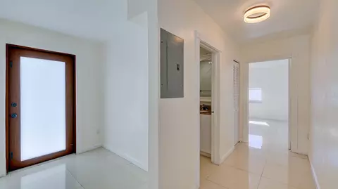 1421 E 9th Ct, Hialeah, FL 33010 photo 25
