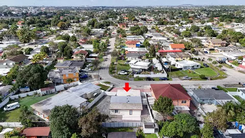 1421 E 9th Ct, Hialeah, FL 33010 photo 39
