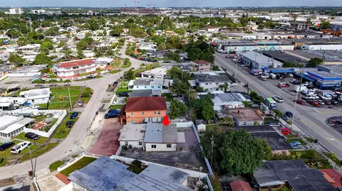 1421 E 9th Ct, Hialeah, FL 33010 photo 38