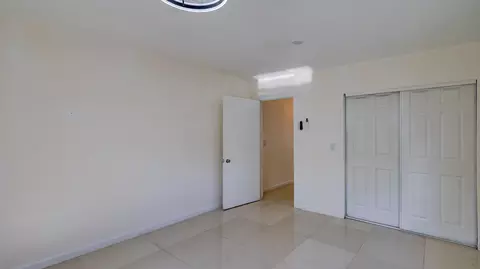 1421 E 9th Ct, Hialeah, FL 33010 photo 29