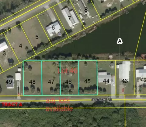 1075 Friendship Dr, Moore Haven, FL 33471