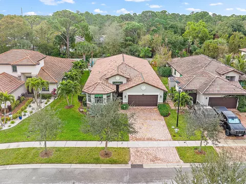 7146 Limestone Cay Rd, Jupiter, FL 33458 photo 2