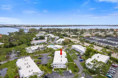 2929 SE Ocean Blvd #J2, Stuart, FL 34996 photo 27
