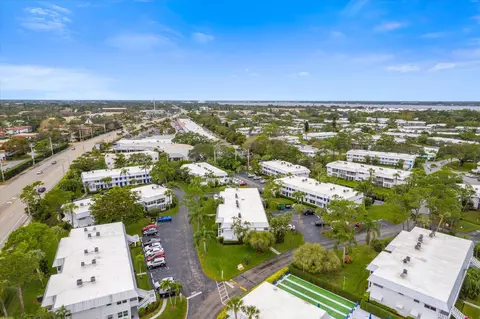 2929 SE Ocean Blvd #J2, Stuart, FL 34996 photo 24