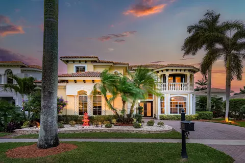 8071 Valhalla Dr, Delray Beach, FL 33446 photo 2