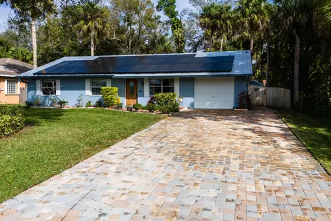 1653 SW Lexington Dr, Port Saint Lucie, FL 34953