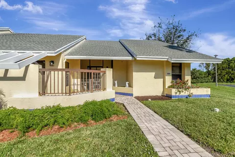 10775 Waterberry Dr, Boca Raton, FL 33498