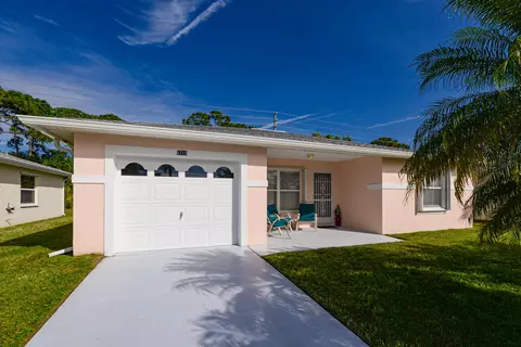 5710 Travelers Way, Fort Pierce, FL 34982